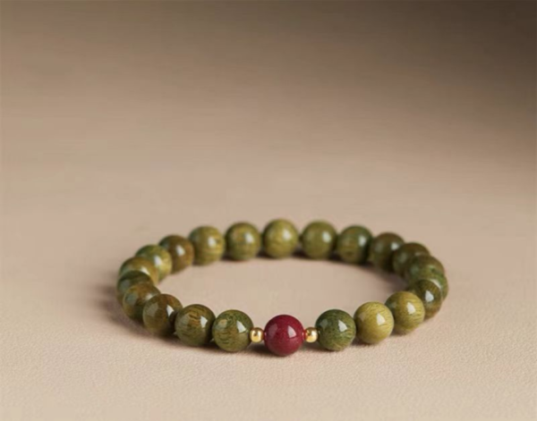 Natural green sandalwood bracelet - Women's vermilion transfer beads and Agarwood tray play Buddha beads, meditation purification spiritual jewelry - Image 5