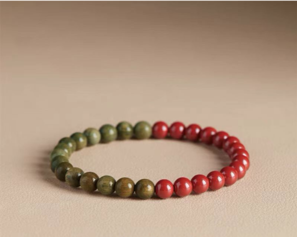 Natural green sandalwood bracelet - Women's vermilion transfer beads and Agarwood tray play Buddha beads, meditation purification spiritual jewelry - Image 4