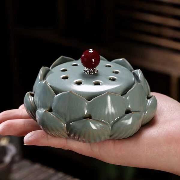 Lotus incense burner Aromatherapy furnace calm the mind, purify the air and help health - Image 3