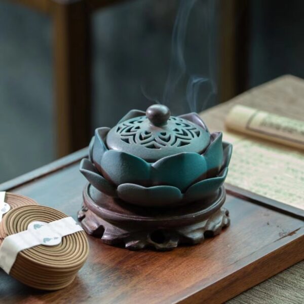 Kiln change lotus incense burner -- Purify the soul, health protection, natural and fresh