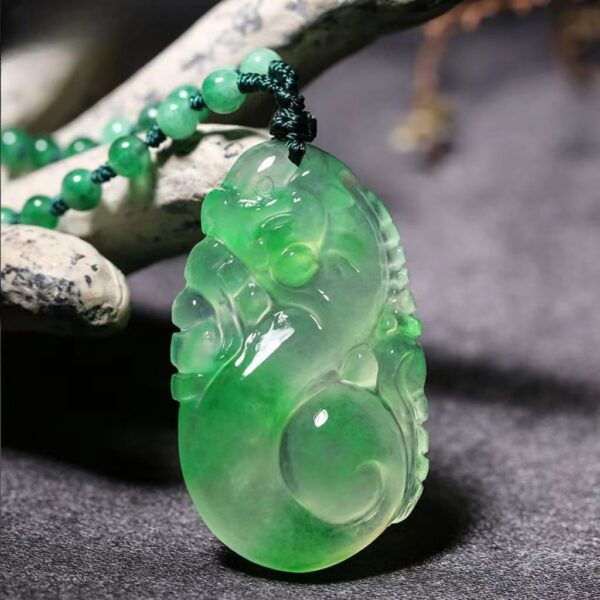 Natural jade wishful Pixiu pendant - the guardian of prosperity and safety and health