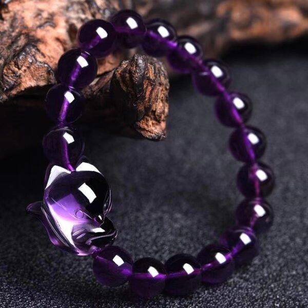 Natural amethyst Fox Bracelet - a wise guardian of stability and wealth