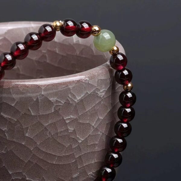 Natural garnet and jade bracelet - the perfect match for purifying the soul and promoting energy circulation - Image 5