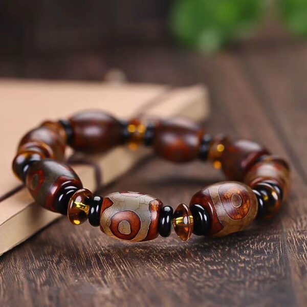 Natural agate beads bracelet - spiritual amulet for wealth and happiness