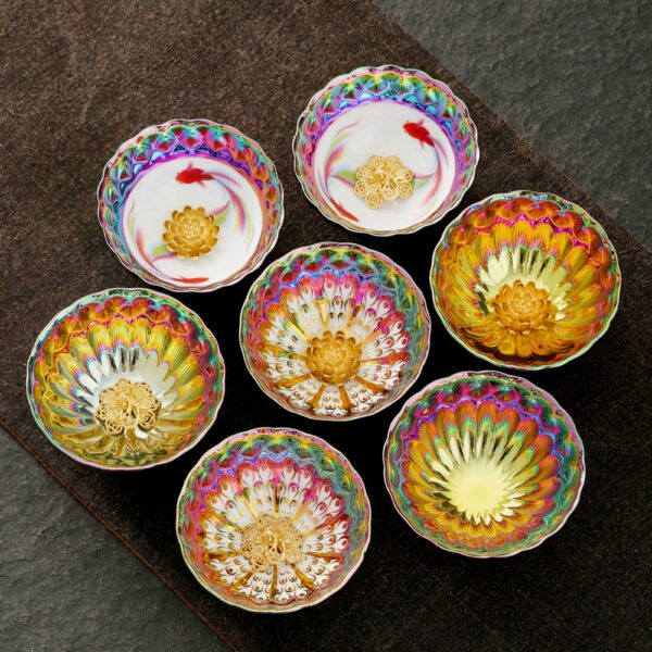 Colorful Lotus Kung Fu teacup Master Cup - Gold Gold Jian Cup balance energy, help success and family happiness