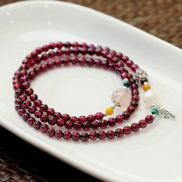 Natural garnet Bracelet - the perfect companion for purifying the mind and balancing energy