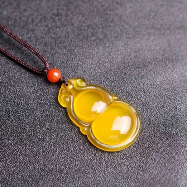 Topaz gourd pendant - symbol of peace and good luck - Image 6