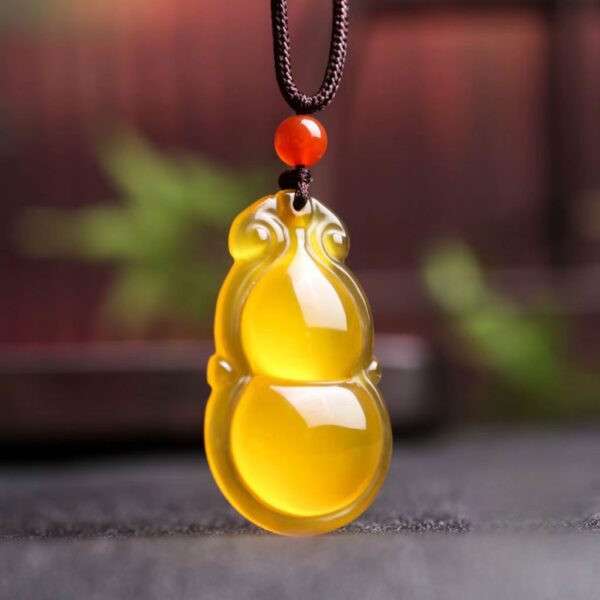 Topaz gourd pendant - symbol of peace and good luck