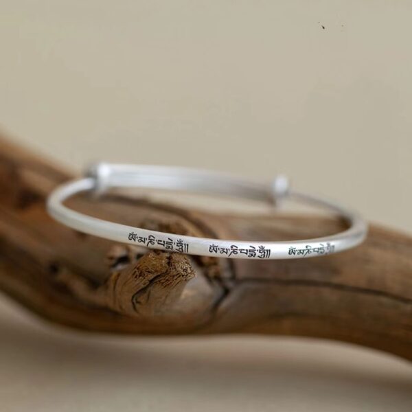 Six Word bracelet - Symbol of protection and good luck - Image 3