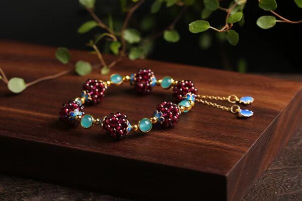 Natural garnet Tianhe Stone Bracelet - Energy guardian that promotes confidence and health - Image 3